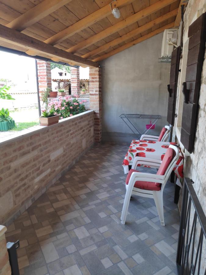 Apartmani Memic 100 M Do Plaze, Apartments Memic Only 100M From Beach Poreč Exteriör bild