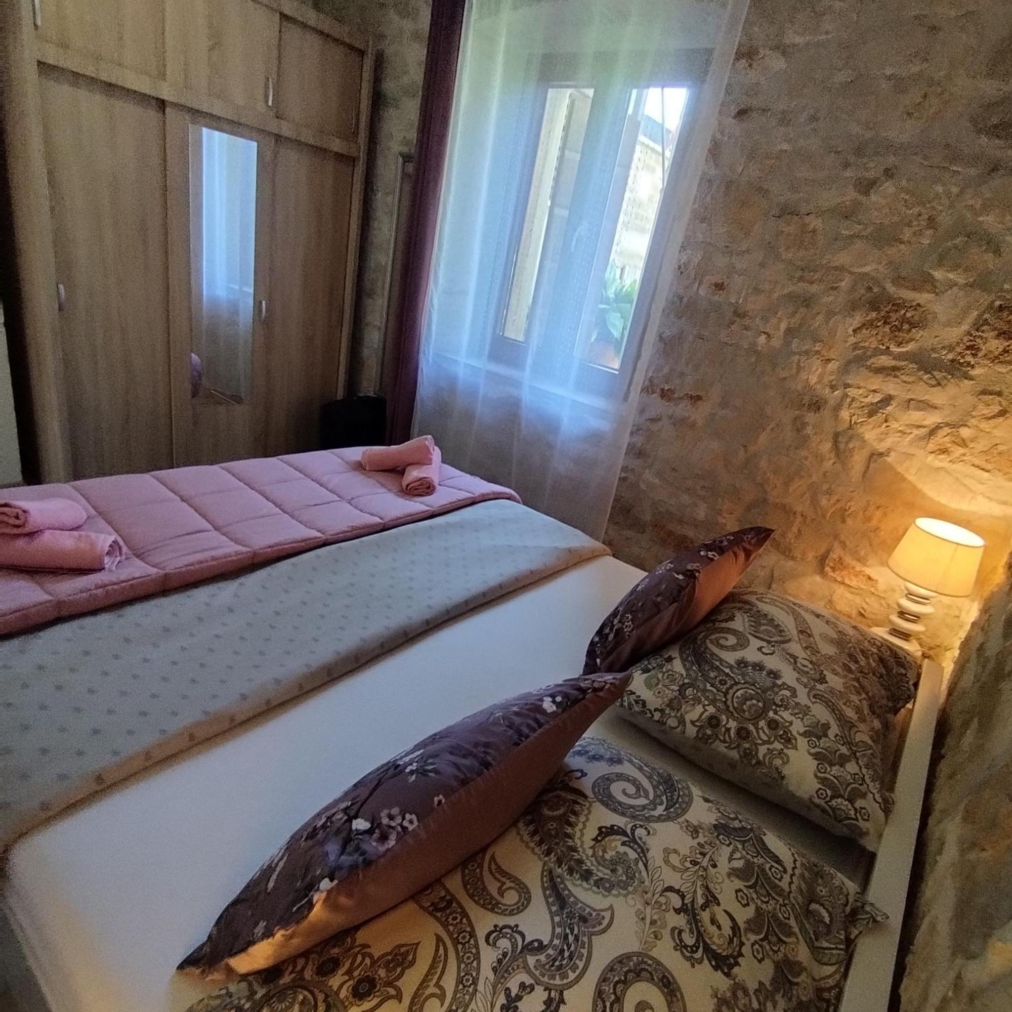 Apartmani Memic 100 M Do Plaze, Apartments Memic Only 100M From Beach Poreč Exteriör bild